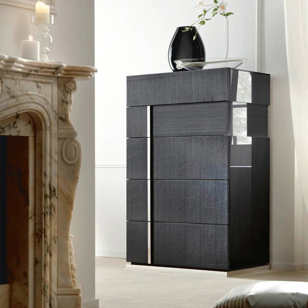 Montecarlo Chest of Drawers