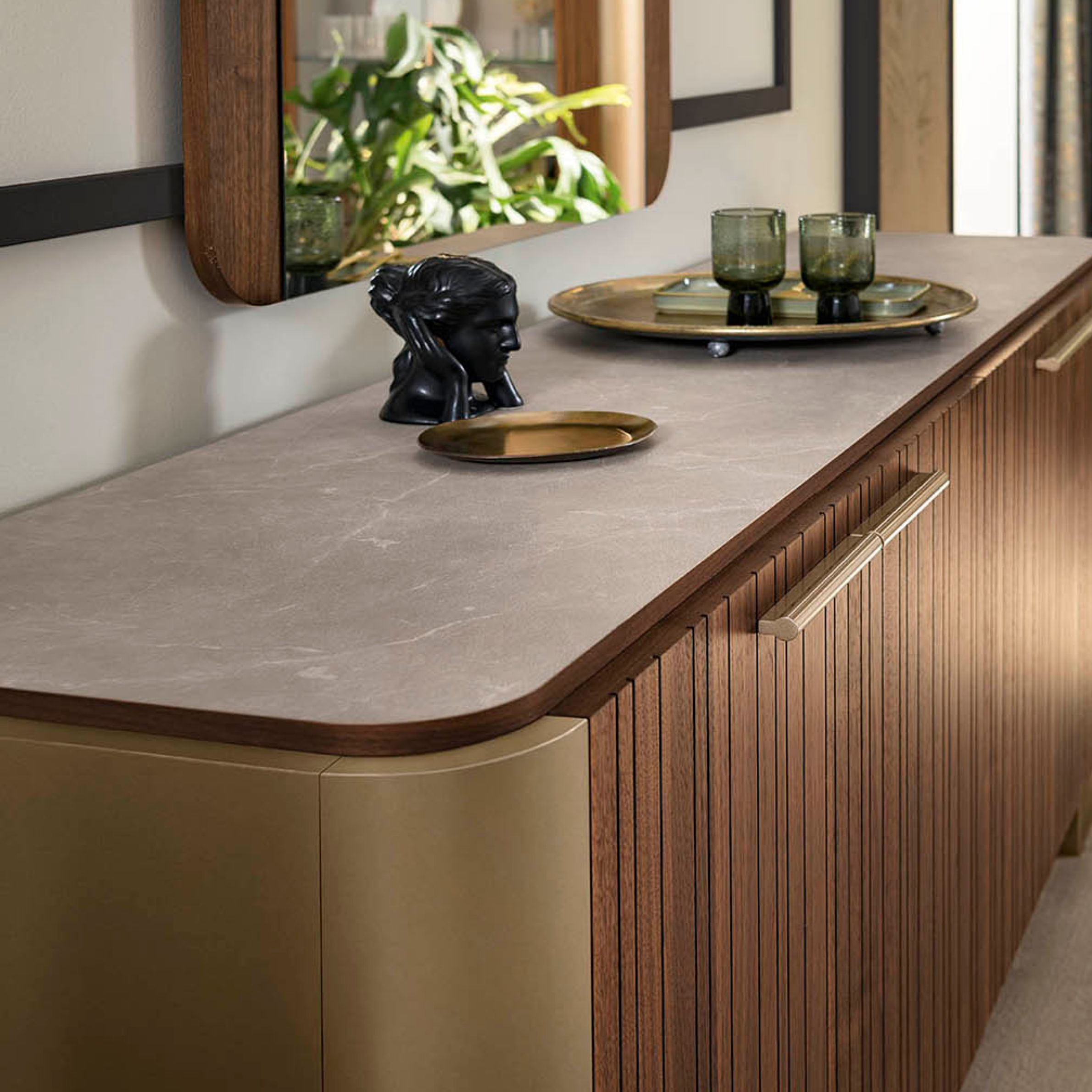 Hera Dining Set