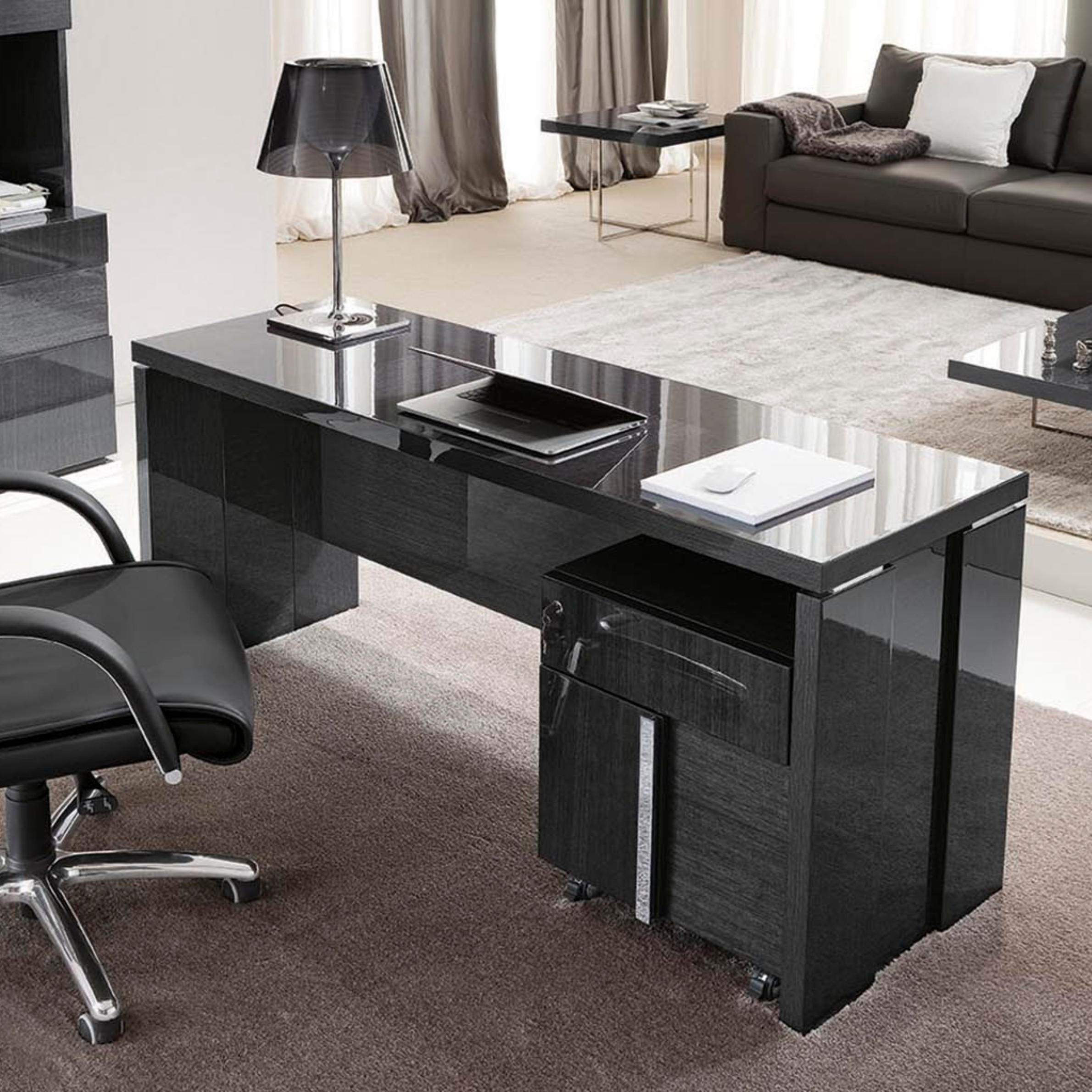 Montecarlo Desk