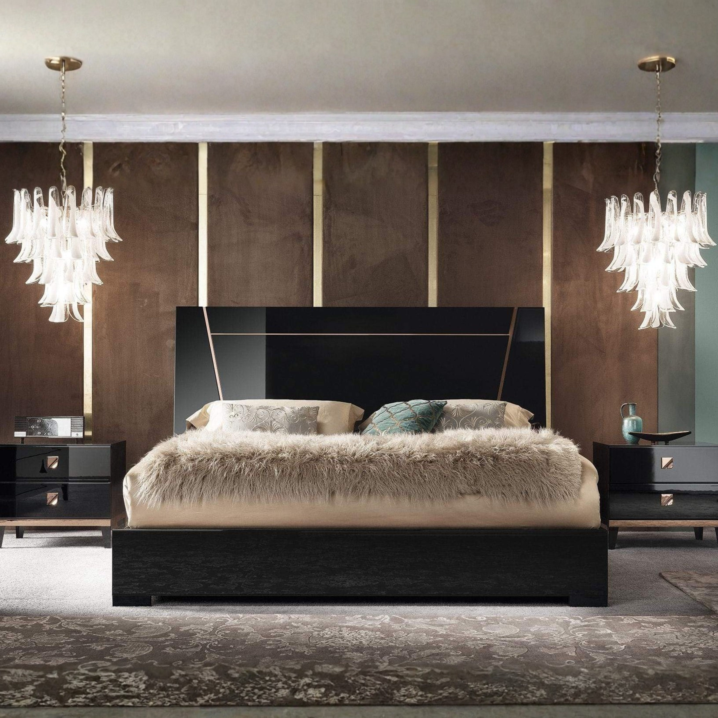 Mont Noir Queen Size Bed