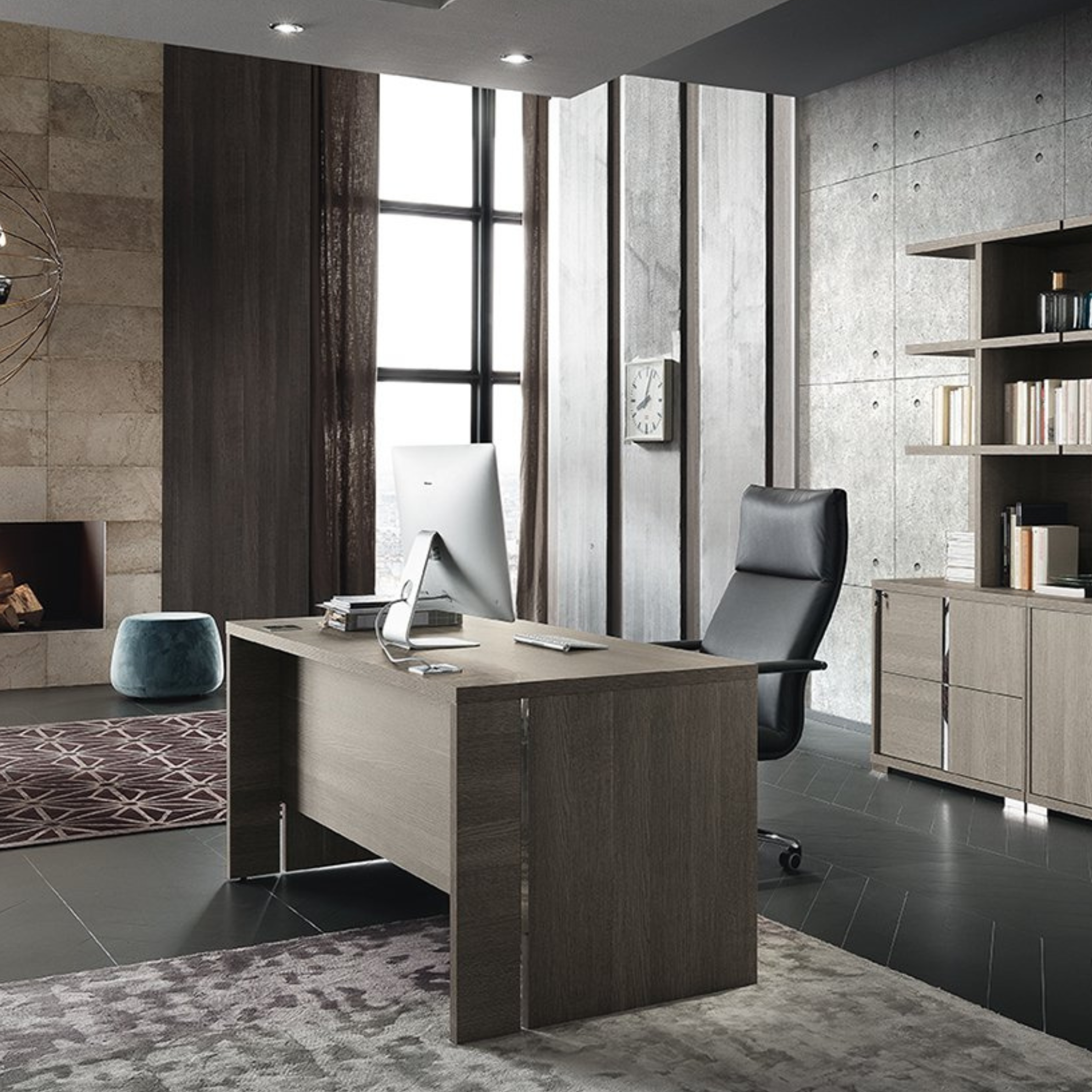 Tivoli Desk
